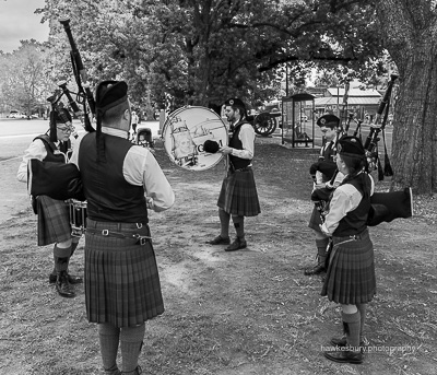 Governor Macquarie Memorial Pipe Band at Richmond Oval Airshow 3